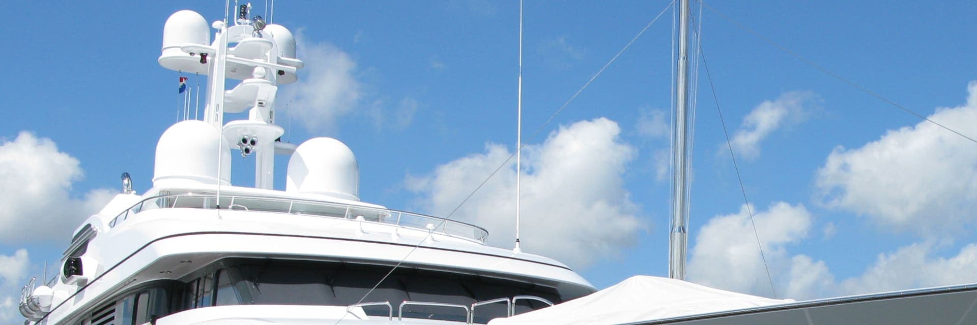 Neem contact op met Finestra International voor glasherstel aan boord